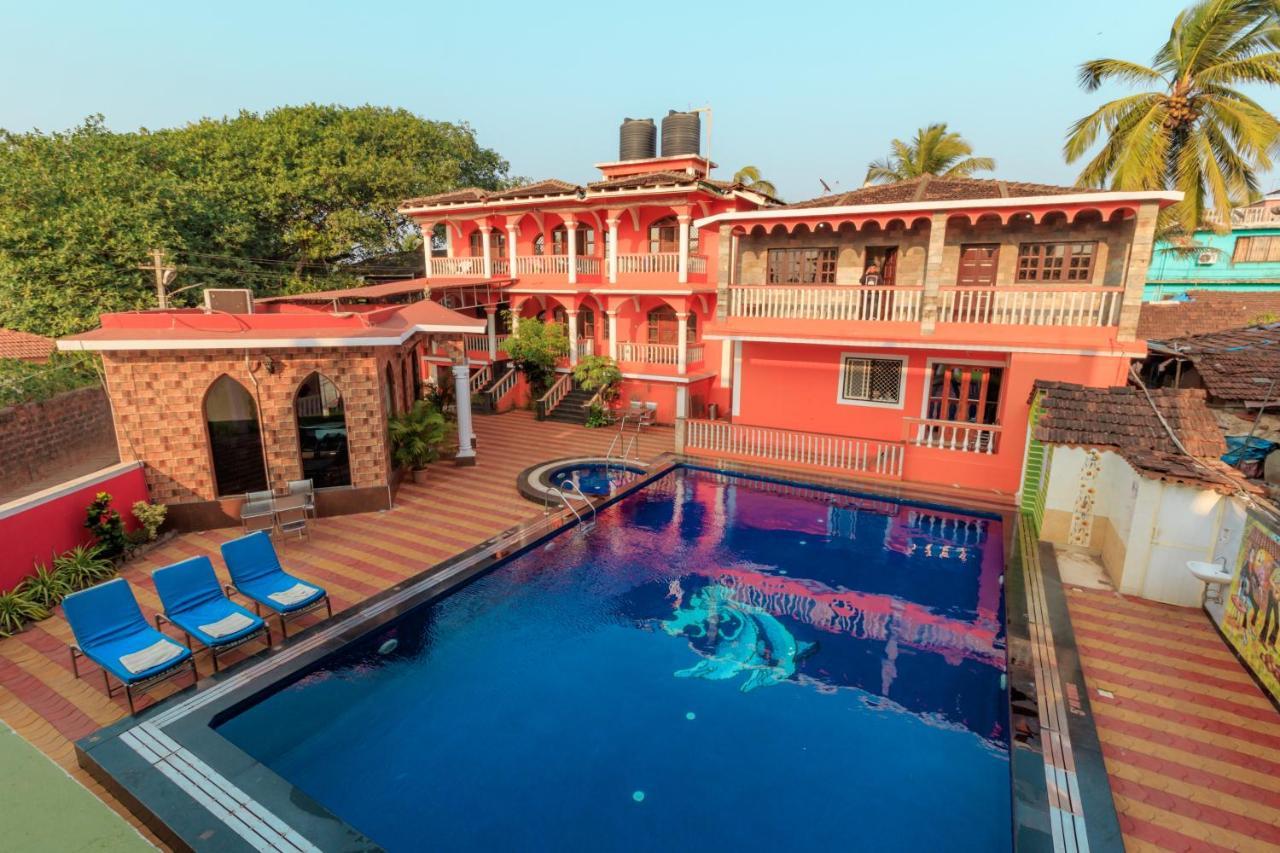 Larios Beach Holidays Resort Baga Exteriör bild