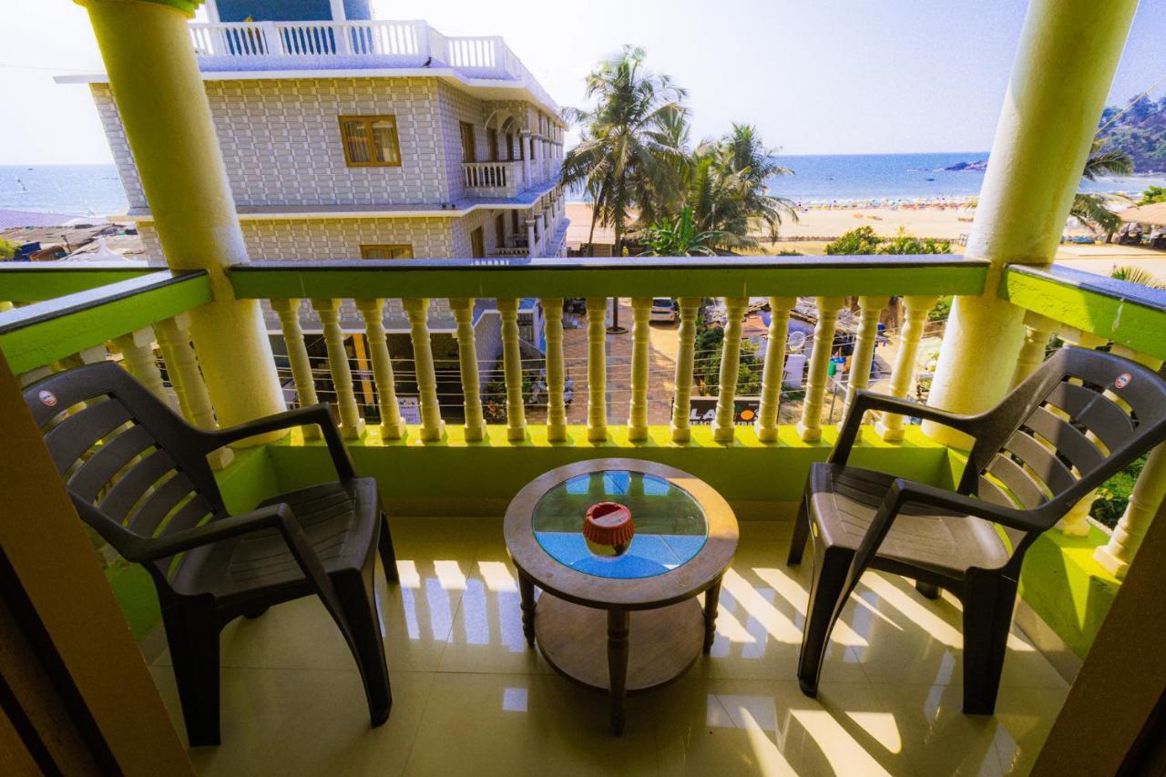 Larios Beach Holidays Resort Baga Exteriör bild