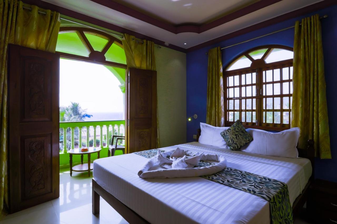 Larios Beach Holidays Resort Baga Exteriör bild
