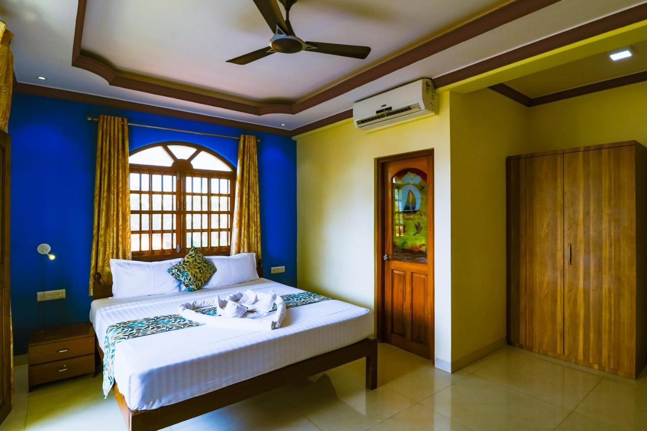 Larios Beach Holidays Resort Baga Exteriör bild