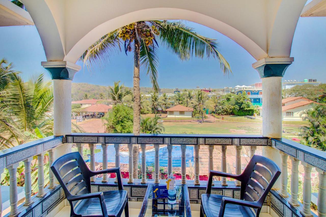 Larios Beach Holidays Resort Baga Exteriör bild