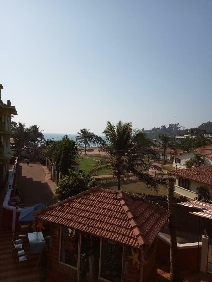 Larios Beach Holidays Resort Baga Exteriör bild